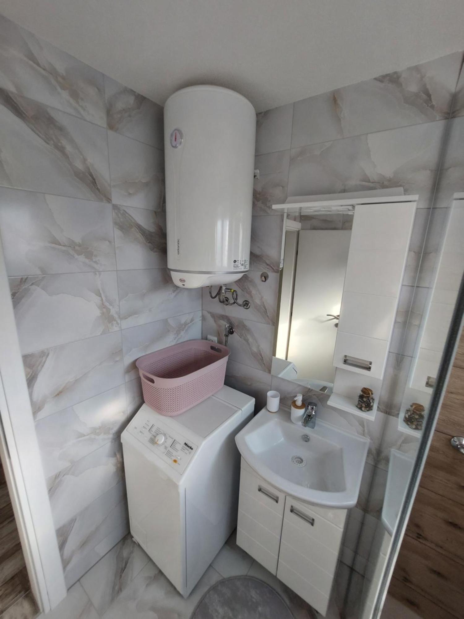Apartman "Medeni" Bihać Buitenkant foto
