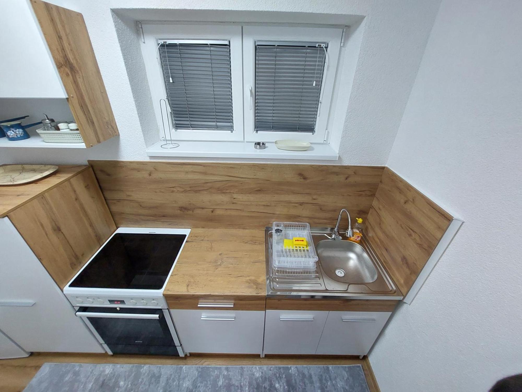Apartman "Medeni" Bihać Buitenkant foto